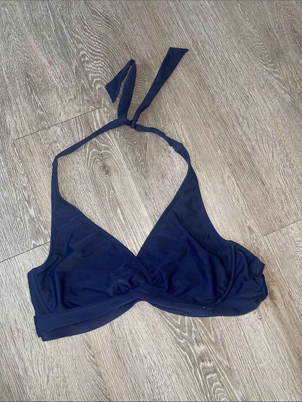 Athleta blue Navy Halter Bikini Top underwire size 40 b c swimming suit